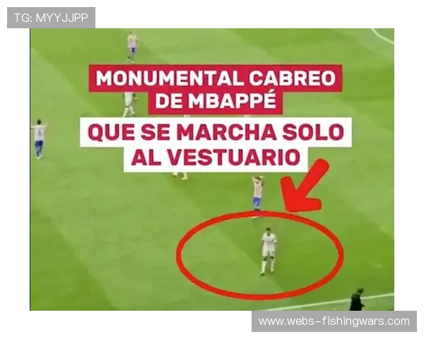 巴黎更衣室中场训话曝光，恩里克强调耐心进攻